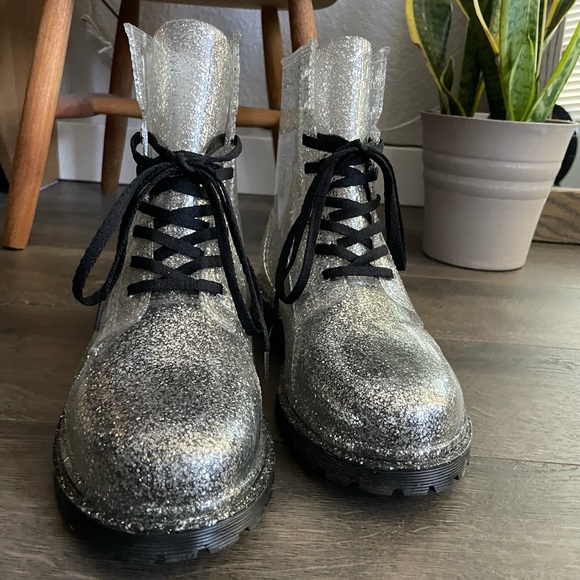 Forever21 glitter rain boot - Picture 6 of 6